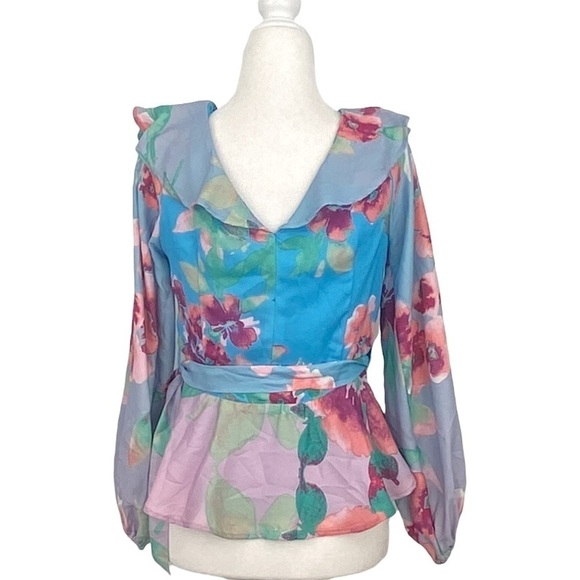 ADELYN RAE MAISY, NEW WITH TAGS, FLORAL WRAP BLOUSE - Picture 6 of 8